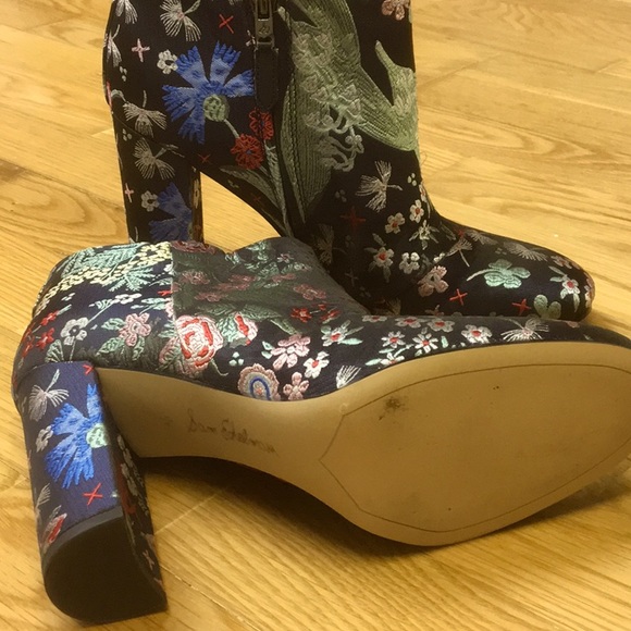 Fabulous Sam Edelman Ankle Boots Sz 7.5 - Picture 2 of 3